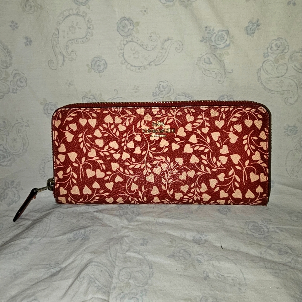 Coach accordion wallet